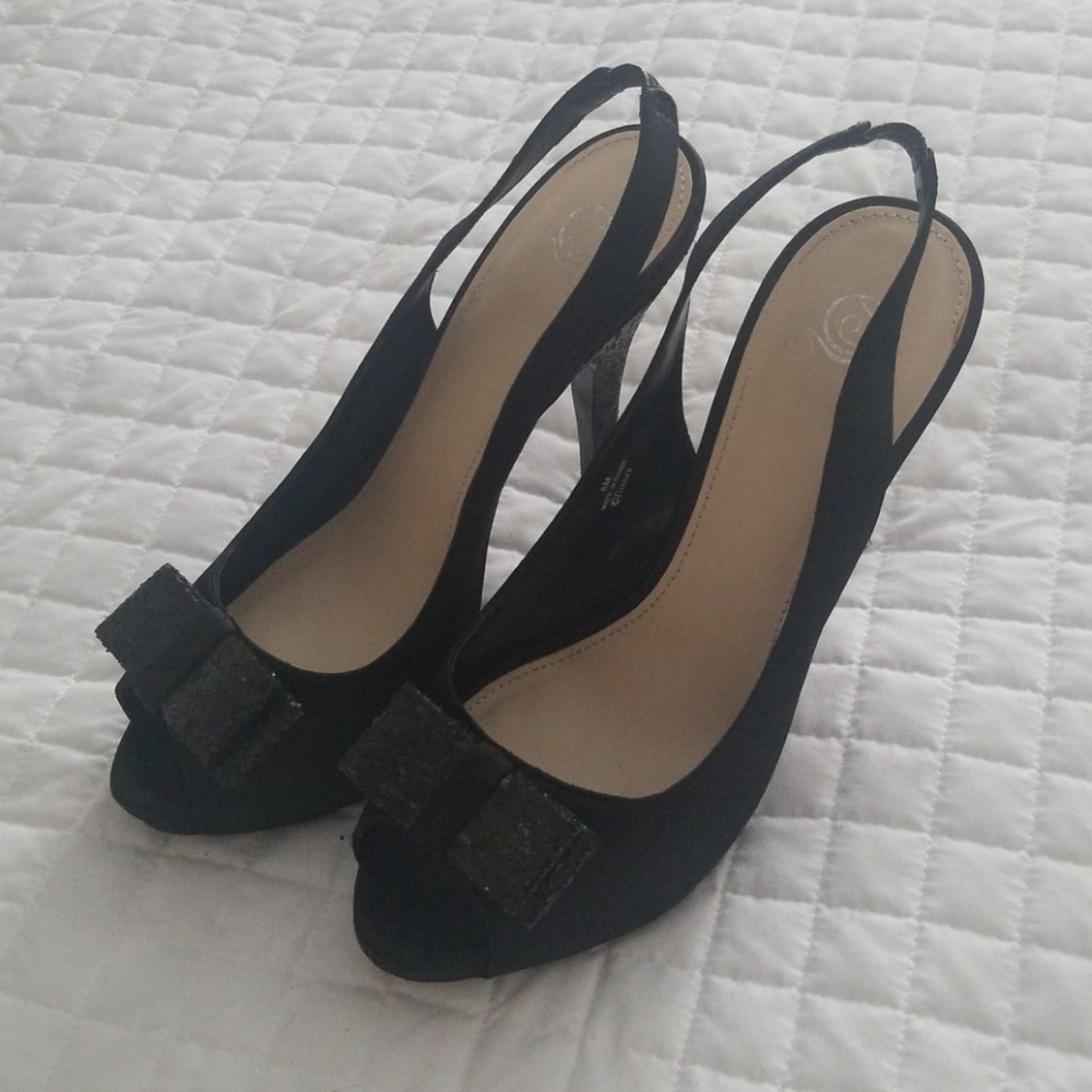 Glitter Heels made by Disney - Picture 3 of 4